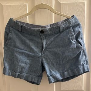 Banana Republic City Chino